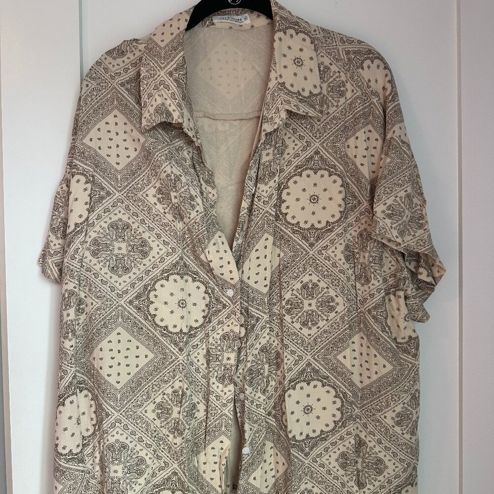 12th Tribe Oversize Shirt Medium